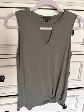 Sleeveless Keyhole Knot-Front Tank Top - Olive